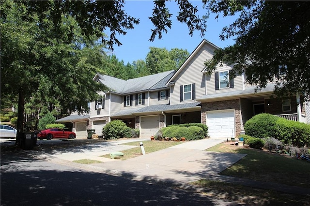 view of front facade featuring a garage