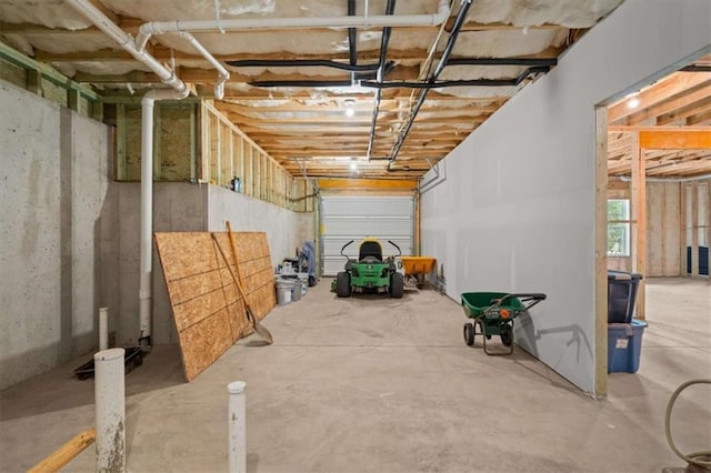 1423 Hillcrest Rd, Bowdon, GA 30108 - below grade area featuring a garage