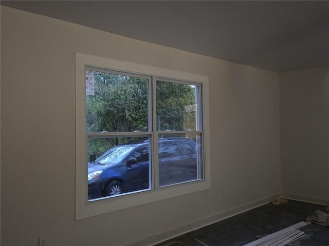 240 Varnes Ln, Lakemont, GA 30552 - empty room featuring baseboards