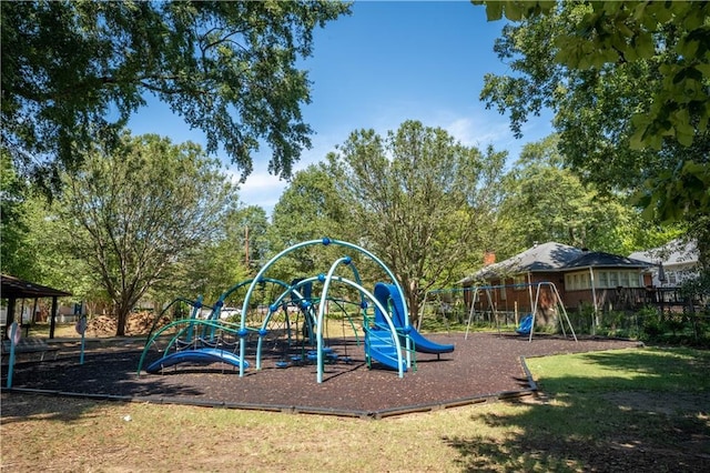 943 Rose Cir SW, Atlanta, GA 30310 - view of community playground
