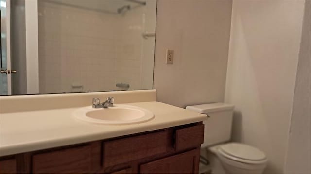 340 Teal Ct, Roswell, GA 30076 - bathroom with vanity and toilet