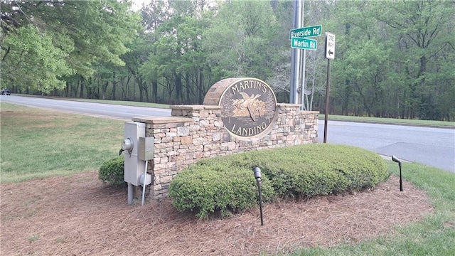340 Teal Ct, Roswell, GA 30076 - community sign with a forest view
