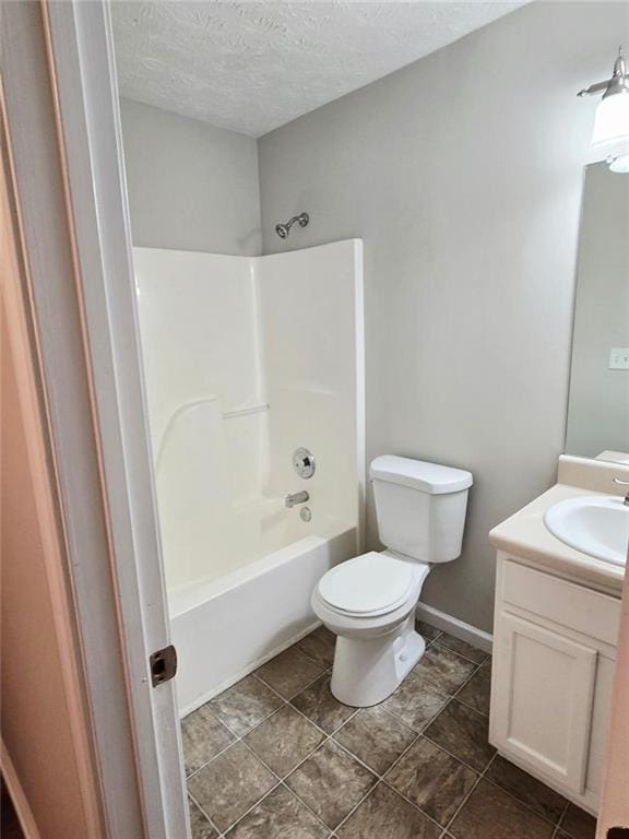 204 Twin Pines Ct, Dallas, GA 30132 - full bath with vanity, toilet, washtub / shower combination, and a textured ceiling