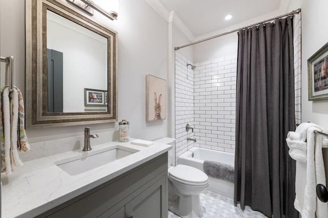 full bathroom featuring shower / bath combination with curtain, toilet, crown molding, and vanity