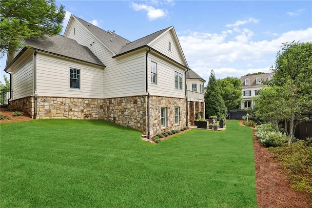 3005 Evelyn Ln, Alpharetta, GA 30004 - back of property with stone siding and a shingled roof
