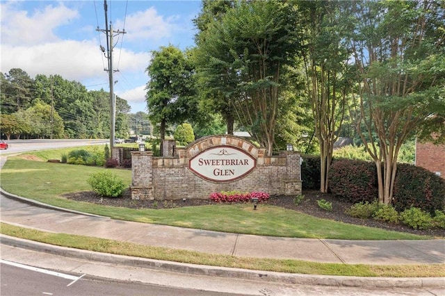 4161 Magnolia Glen Walk, Norcross, GA 30093 - community / neighborhood sign featuring a lawn