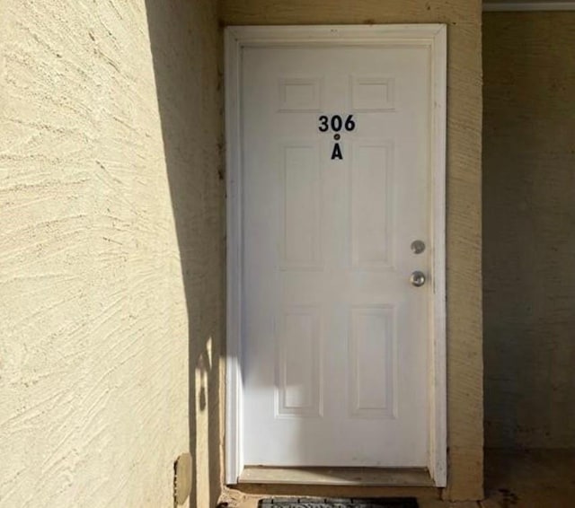 view of entrance to property