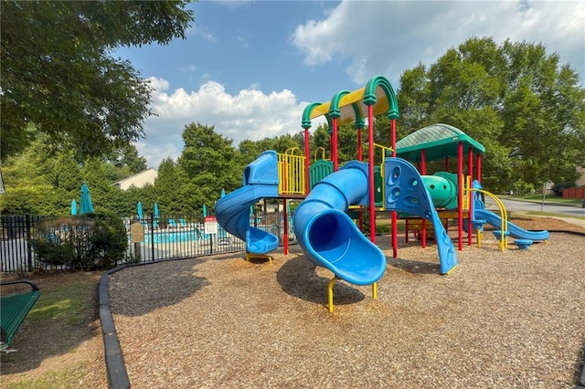 5828 Paliser Trce, Sugar Hill, GA 30518 - view of communal playground