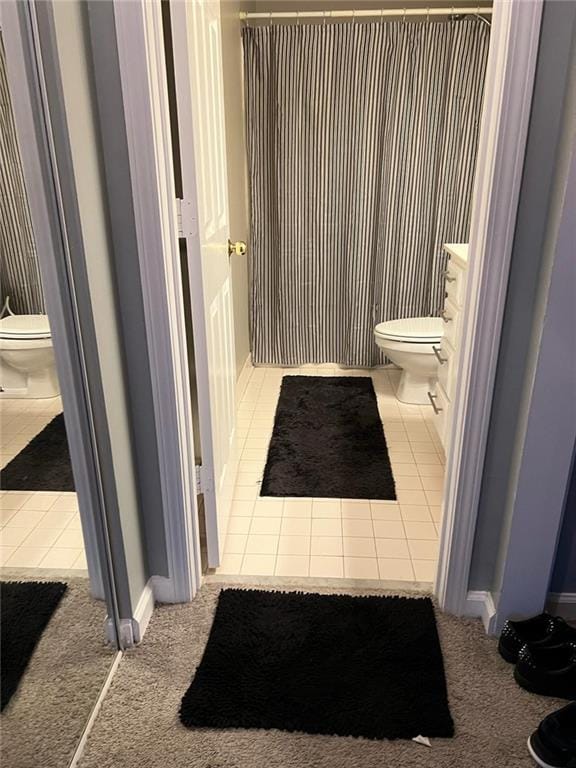 795 Hammond Dr Unit 813, Sandy Springs, GA 30328 - bathroom with tile patterned flooring and vanity
