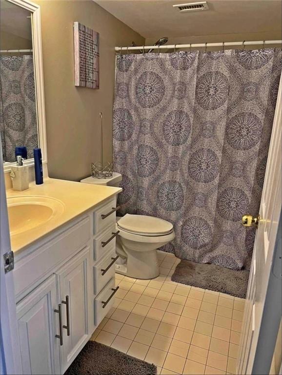 795 Hammond Dr Unit 813, Sandy Springs, GA 30328 - full bath featuring tile patterned flooring and vanity