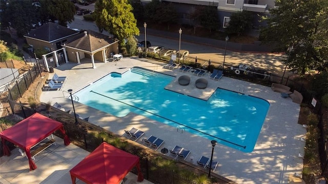 795 Hammond Dr Unit 813, Sandy Springs, GA 30328 - community pool with a patio area