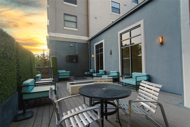 795 Hammond Dr Unit 813, Sandy Springs, GA 30328 - deck featuring an outdoor living space