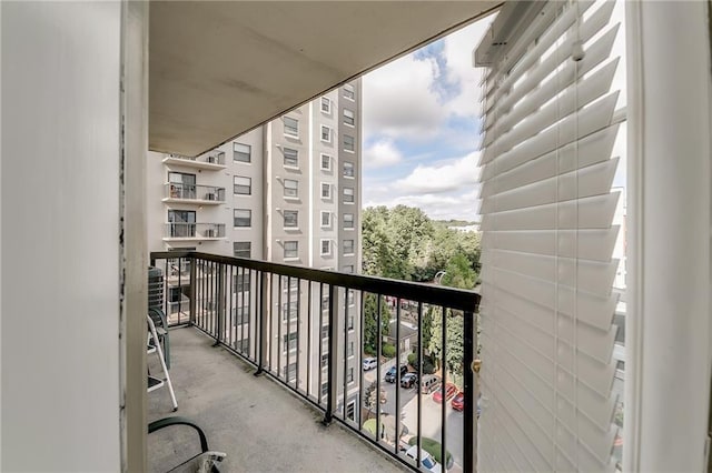795 Hammond Dr Unit 813, Sandy Springs, GA 30328 - view of balcony