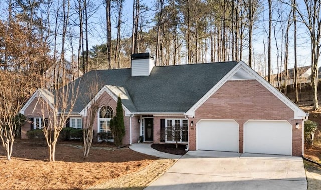 view of front facade featuring a garage