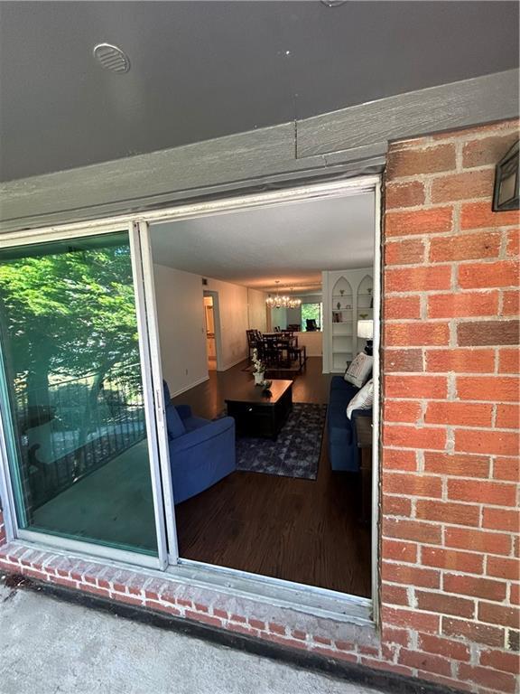 6851 Roswell Rd Unit O10, Atlanta, GA 30328 - view of patio