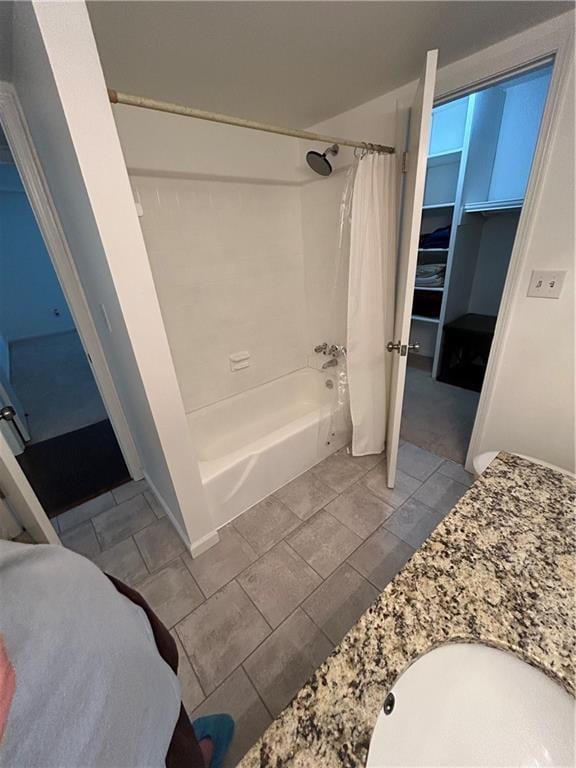 6851 Roswell Rd Unit O10, Atlanta, GA 30328 - full bath with shower / bathtub combination with curtain