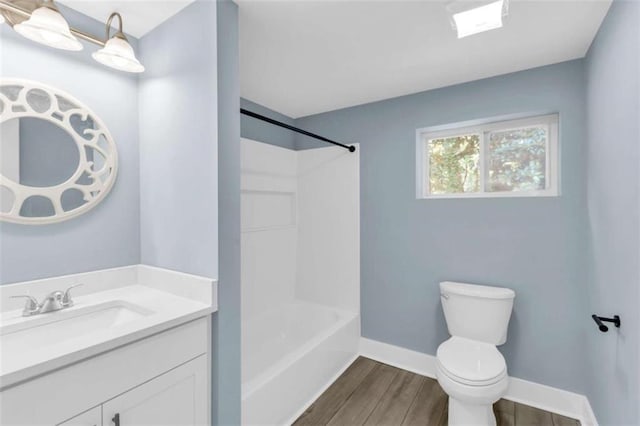 170 Early Sundown Rd, Clarkesville, GA 30523 - full bath with vanity, wood finished floors, and washtub / shower combination
