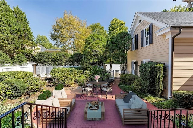 view of patio with outdoor lounge area