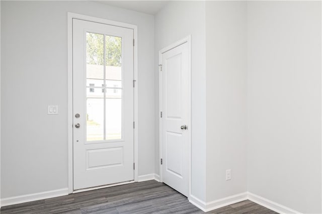 entryway featuring dark hardwood / wood-style floors