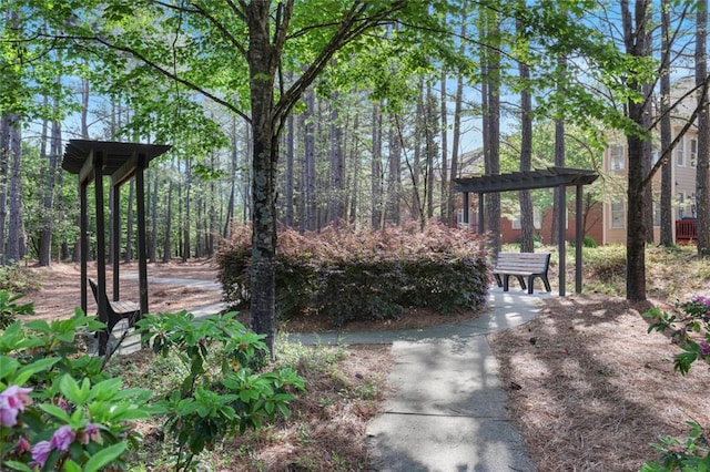 view of yard with a pergola