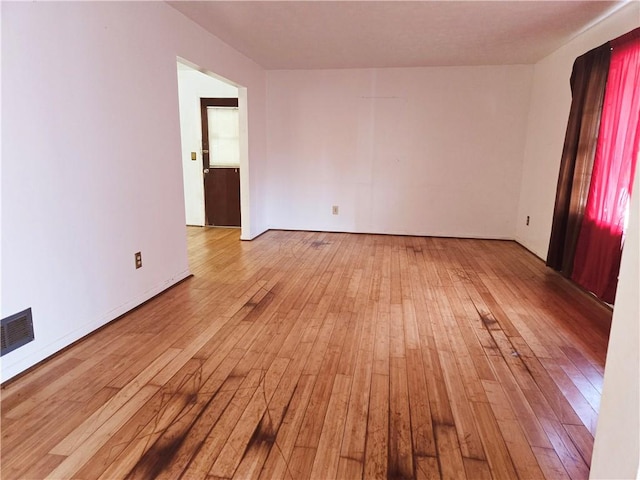 empty room featuring light hardwood / wood-style flooring