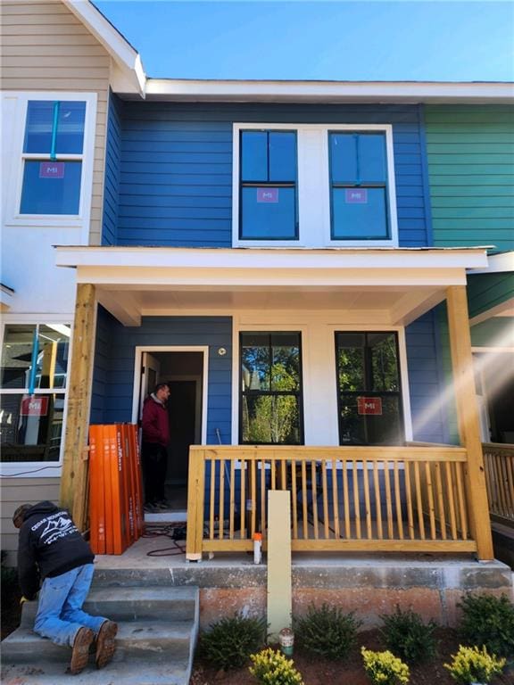 view of front of house featuring covered porch