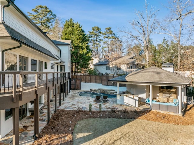 view of yard with an outdoor hangout area and a patio area