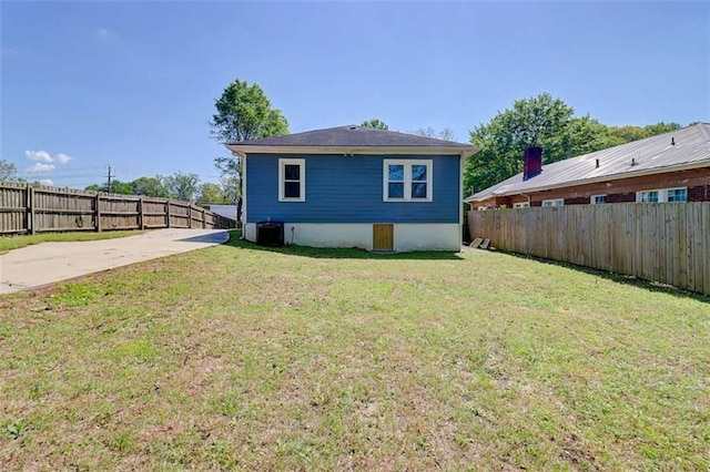1497 Rogers Ave, Atlanta, GA 30310 - rear view of house featuring a fenced backyard