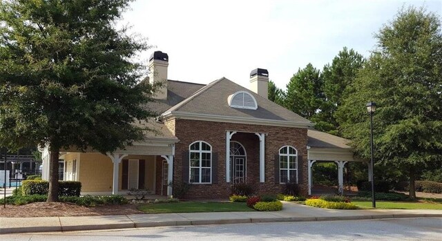 view of front facade featuring covered porch