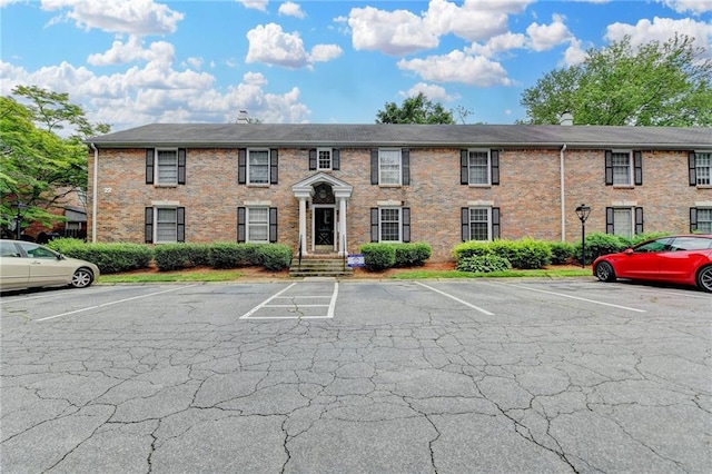 6700 Roswell Rd Unit 22B, Atlanta, GA 30328 - view of property with uncovered parking