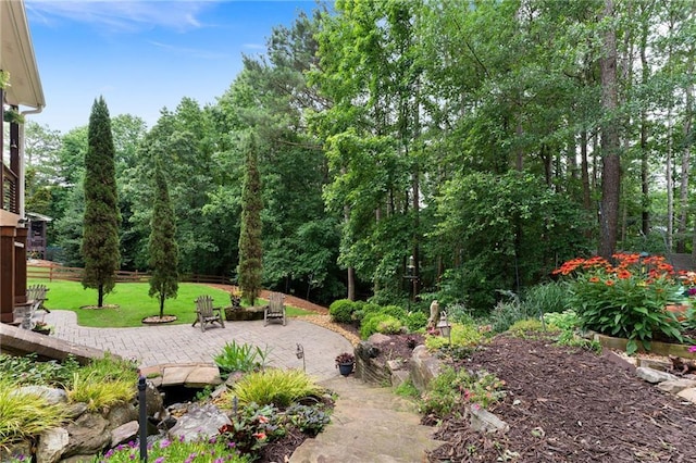 32 Pullman Trl, Acworth, GA 30101 - view of yard featuring a patio area