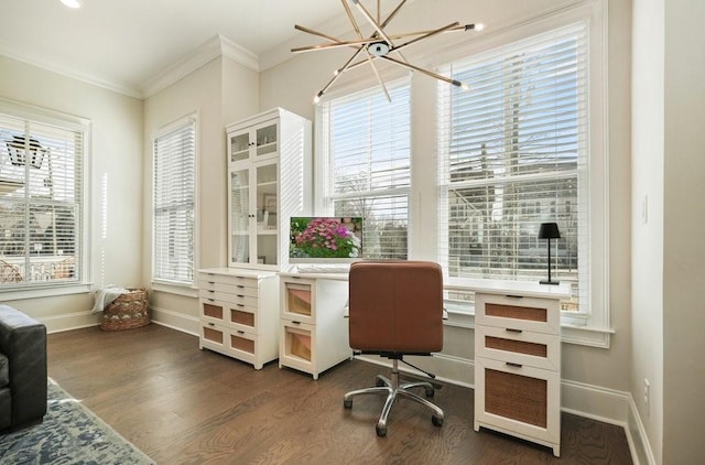 office area featuring a chandelier, baseboards, crown molding, and wood finished floors