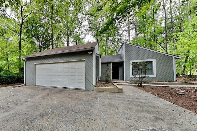 2041 Kramer Way, Marietta, GA 30062 - view of mid-century home