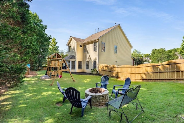 2740 Greymont Ct, Cumming, GA 30041 - back of property with a fire pit and a playground