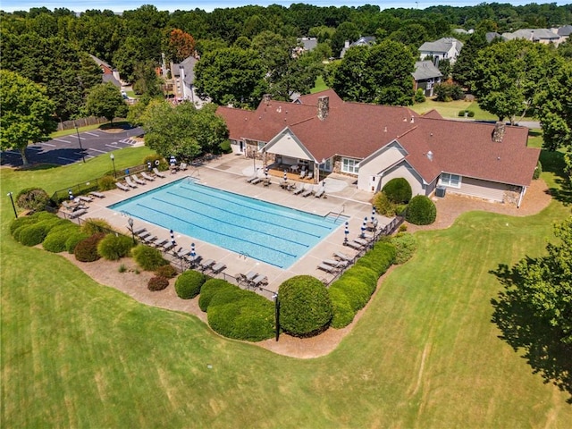 2740 Greymont Ct, Cumming, GA 30041 - community pool featuring a patio area and a yard
