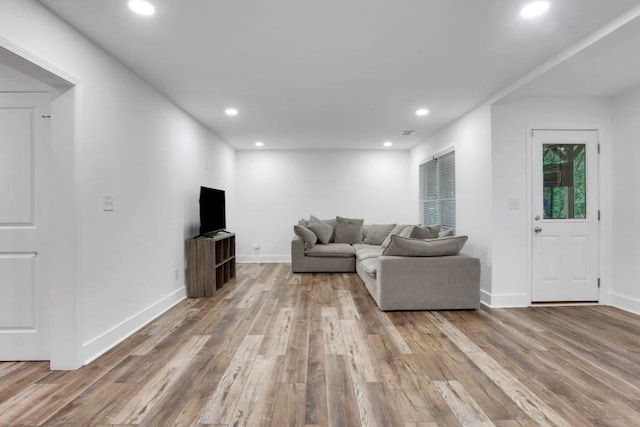 11280 Brookhollow Trl, Alpharetta, GA 30022 - living area featuring hardwood / wood-style flooring, recessed lighting, and baseboards