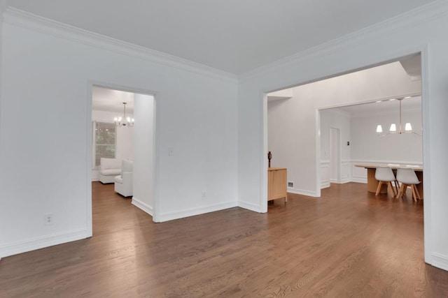 11280 Brookhollow Trl, Alpharetta, GA 30022 - empty room featuring a chandelier, ornamental molding, wood finished floors, and baseboards