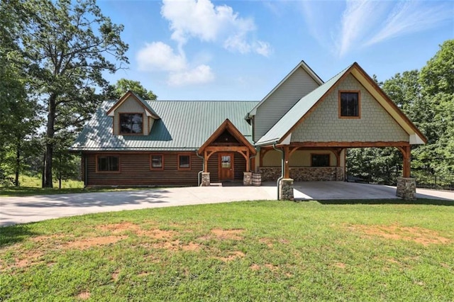 929 Hickory Nut Mountain Rd, Tallulah Falls, GA 30573 - view of front of property featuring concrete driveway, a front lawn, stone siding, and a metal roof