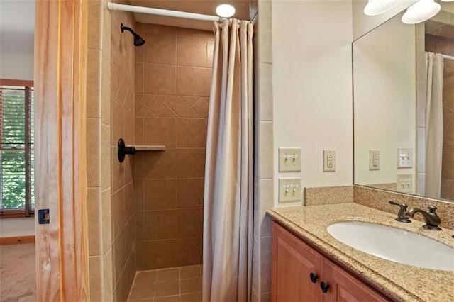 929 Hickory Nut Mountain Rd, Tallulah Falls, GA 30573 - full bath featuring vanity and a tile shower