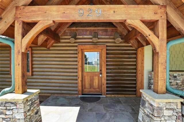 929 Hickory Nut Mountain Rd, Tallulah Falls, GA 30573 - view of exterior entry