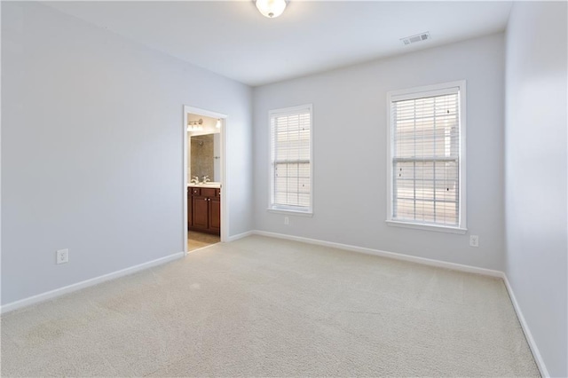 4652 Prater Way SE, Smyrna, GA 30080 - empty room featuring light carpet
