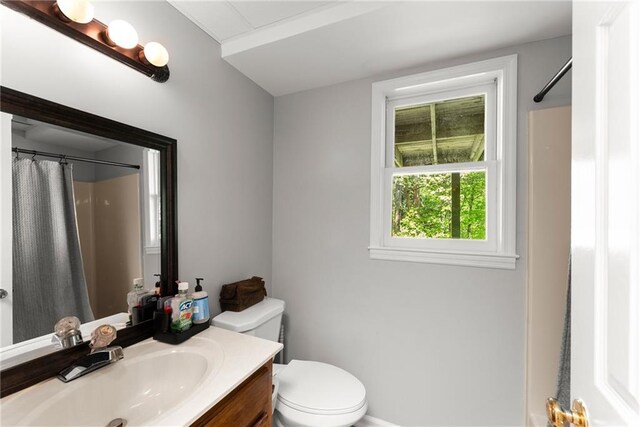 1536 Enota Ave, Gainesville, GA 30501 - wooden deck featuring a hot tub