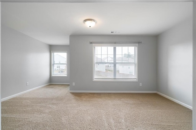 view of carpeted spare room