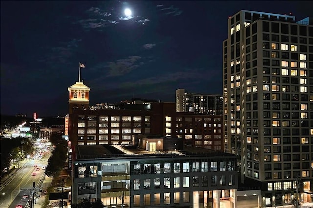 567 Ponce De Leon Ave NE Unit 606, Atlanta, GA 30308 - view of city featuring a view of city lights