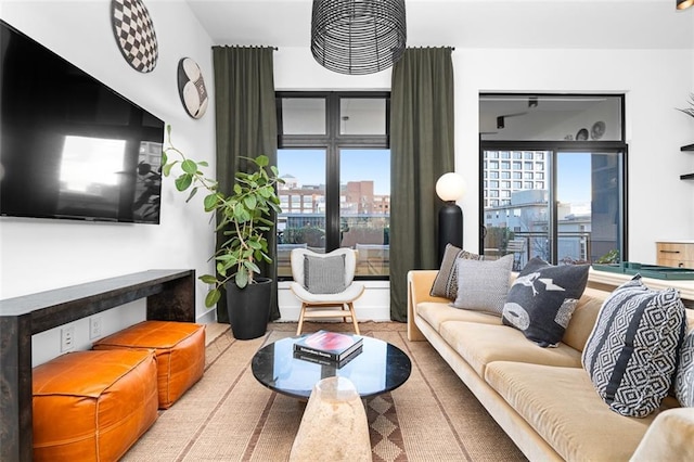 567 Ponce De Leon Ave NE Unit 606, Atlanta, GA 30308 - living room featuring a view of city