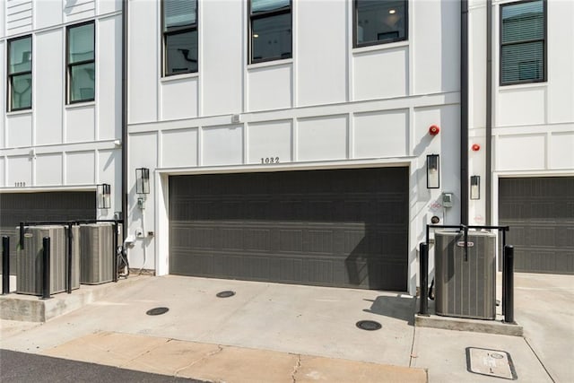 1032 Robert Smalls Way, Atlanta, GA 30318 - garage featuring cooling unit