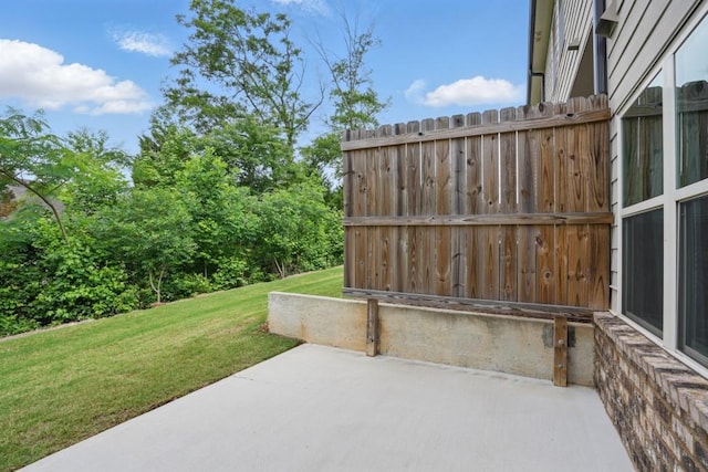 1360 Sugar Glen Ct, Lawrenceville, GA 30044 - view of patio / terrace