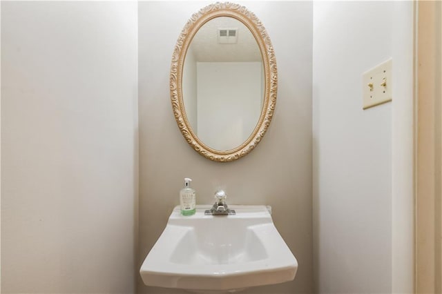 1406 Springleaf Cir SE, Smyrna, GA 30080 - bathroom featuring a sink
