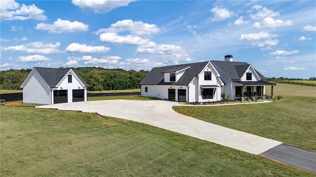 view of front of house with a front lawn