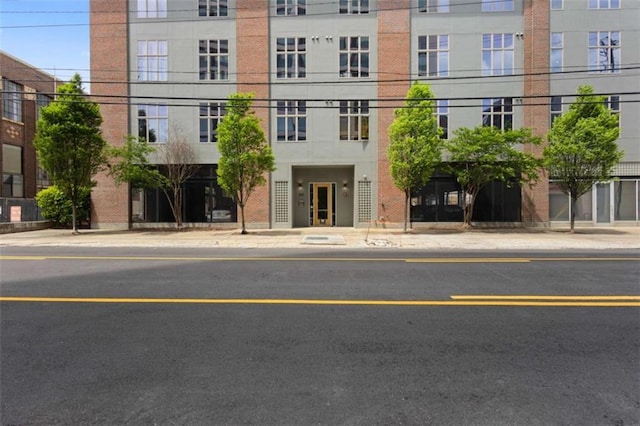 660 Glen Iris Drive # 206 & 109, Atlanta, GA 30308 - view of apartment building / complex